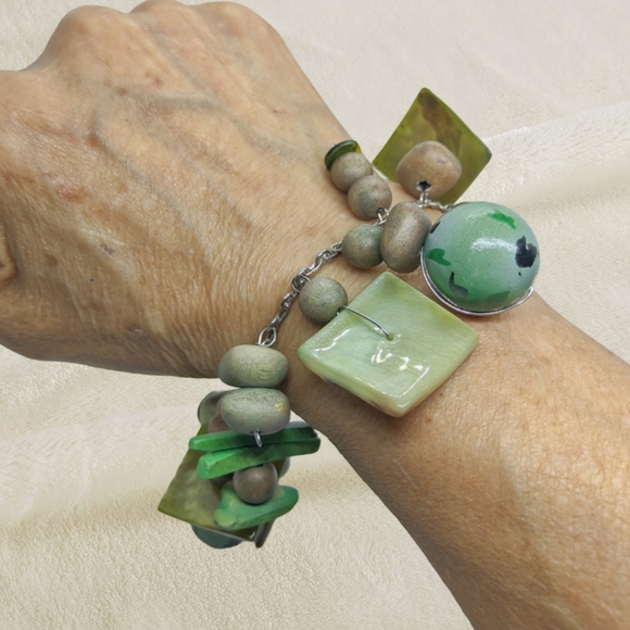 Outgoing, Bold, One-of-a-Kind Daring Style Multi-charm Bracelet - Picture 6 of 7